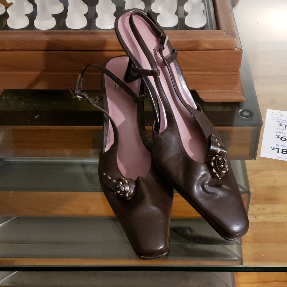 Cute brown leather slingback shoes